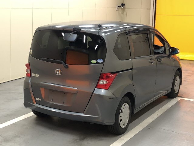 Фото HONDA FREED
